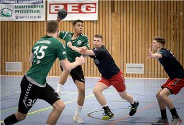 Die Handball-Saison ist abgebrochen - Pech für den TV Schiffdorf. Denn der Tabellenführer der Landesliga verpasst dadurch den Aufstieg.