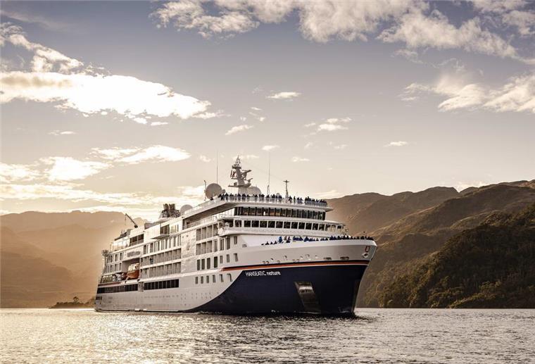 Dieses Luxus-Expeditionsschiff startet von Bremerhaven in ein neues Abenteuer Die "Hanseatic Nature"