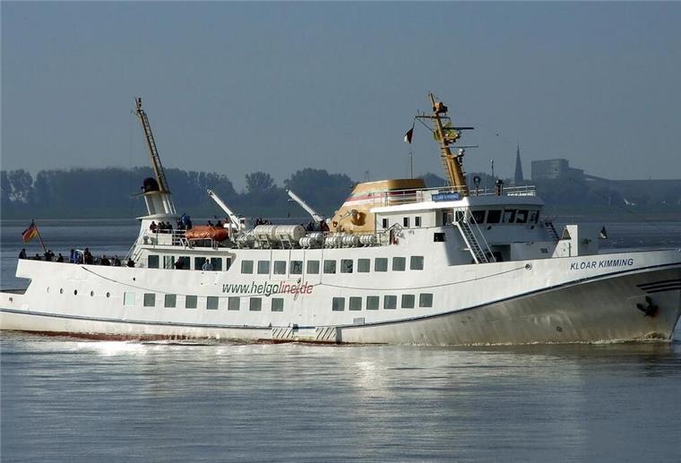 Ehemalige Helgoland-Fähre unter Drohnenbeschuss! Dramatische Szenen auf hoher See Die heutige „Conscience“ war früher als „Kloar Kimming“ im Helgolandverkehr unterwegs. Nun steht das ehemalige Seebäderschiff nach einem mutmaßlichen Drohnenangriff vor Malta im Fokus internationaler Aufmerksamkeit.