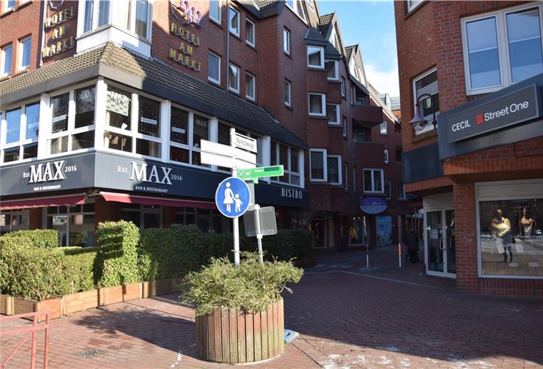 Verlängerter Lockdown sorgt für Wut und Frustration Die Hotels, Restaurant und Einzelhandelsgeschäfte, wie hier in der Nordenhamer Marktpassage, trifft der verlängerte Lockdown hart.