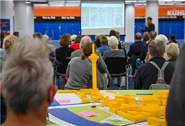 Die Ideen aus dem Zukunftscamp werden im November ausführlich diskutiert. Foto Scheschonka