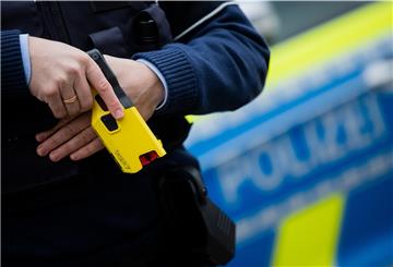 Die Innendeputation hat die Einführung von Tasern für die Polizei im Land Bremen vorerst abgelehnt.