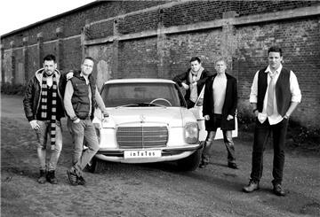 Bandfoto inToTo