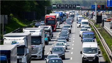 Die jährliche Einstufung in Regionalklassen für Kfz-Versicherungen richtet sich nach dem Schadenverlauf in der Vergangenheit. (Archivbild)