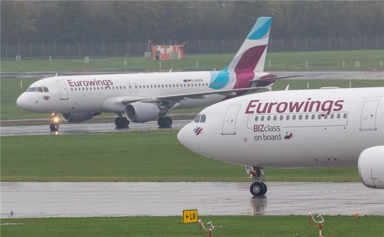 Flugbegleiter-Warnstreik hat kaum Auswirkungen in Hannover und Bremen Die Kabinengewerkschaft Ufo streikt. Den Flugbetrieb in Hannover und Bremen hat es zunächst aber weitgehend verschont.