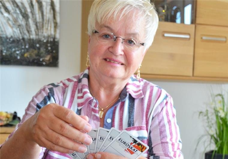 Die beste Skat-Seniorin weltweit kommt aus Bremerhaven Skatspielerin Erika Suhling.
