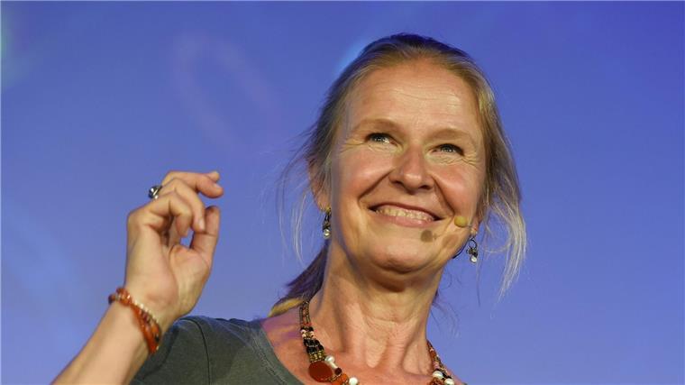 Aus der Tintenwelt: Staubfinger und die Macht der Bilder Die Kinder- und Jugendbuchautorin Cornelia Funke ist noch einmal in die Tintenwelt abgetaucht.