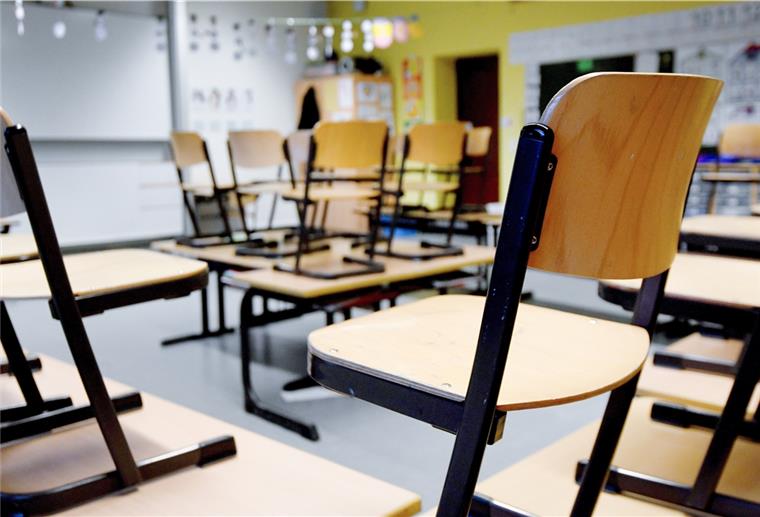 Schulschließungen drohen in Niedersachsen und Bremen Die Klassenzimmer in Bremen und Niedersachsen könnten in den nächsten Wochen verwaist bleiben.