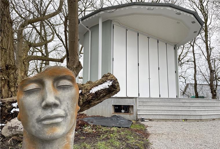 Butjadingen startet in neue Veranstaltungssaison Die Konzertmuschel der Familie Hillers wird das Butjadinger Kulturleben bereichern. Am 20. Mai soll sie eröffnet werden.