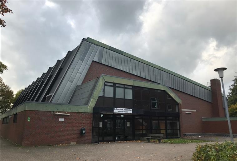 Sporthalle Rodenkirchen: Höhere Kosten stoßen Politik auf Die Kosten für die Sanierung, so habe es die Angebote während der Ausschreibung ergeben, fallen höher aus. Die Preise sind gestiegen.