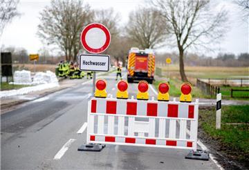 Die L 134 ist aufgrund von Hochwasser teilweise voll gesperrt.
