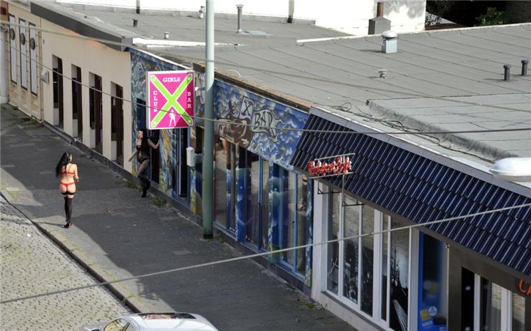 Die Lessingstraße - Bremerhavens Rotlichtmeile: Seit September 2018 haben sich insgesamt 125 Prostituierte im Zuge des in Bremerhaven gemeldet und beraten lassen.