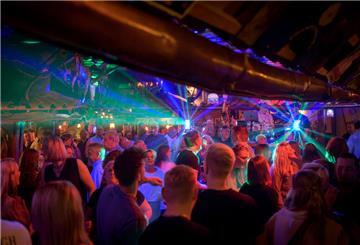 Die letzte Party im Pam Pam: 2000 Gäste feierten friedlich.