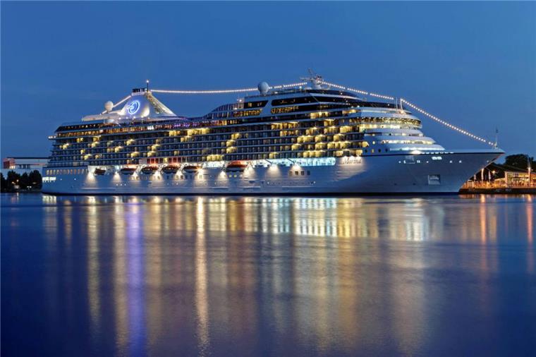 Achtung: 1200 Amerikaner kommen spontan nach Bremerhaven Die "Marina" kommt nach Bremerhaven.