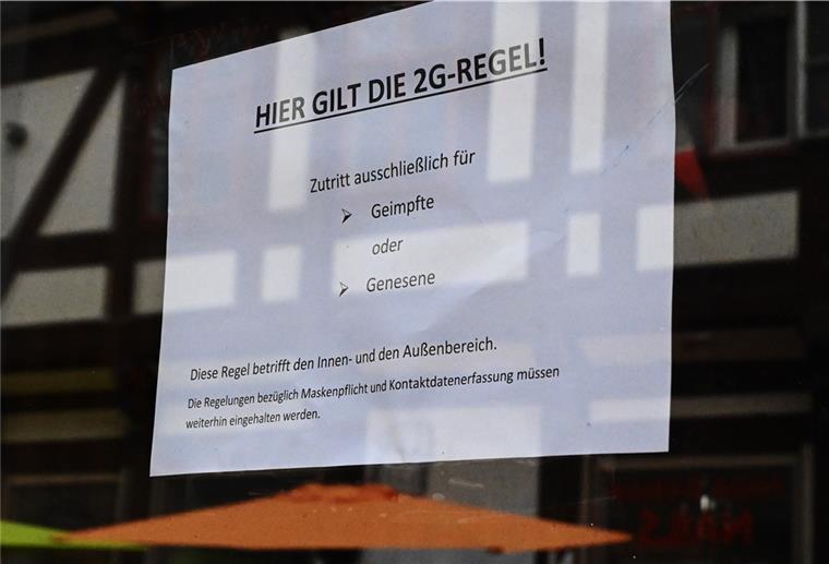 2G-Regel: Gemischte Gefühle bei den Gastronomen Infoschild zu der 2G-Regel