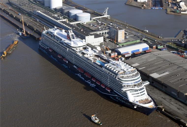 Nächste Kreuzfahrt mit der „Mein Schiff 1“ auch abgesagt Die „Mein Schiff 1“ muss ins Dock.