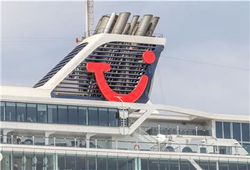Die „Mein Schiff 2“ ist nach langer Zeit mal wieder vor Mallorca vor Anker gegangen.