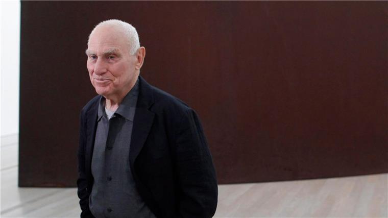 Der Meister des Stahls: US-Künstler Richard Serra gestorben Die meisten von Serras Werken, viele davon nach Modellen in Deutschland hergestellt, sind groß und tonnenschwer.