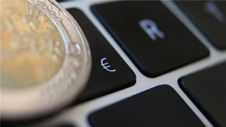 Mehrheit hat noch nie von digitalem Euro gehört „Die Menschen werden nach jetziger Planung frühestens im Jahr 2028 zum ersten Mal mit dem digitalen Euro bezahlen können.“
