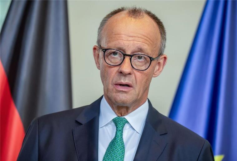 Millionen Haushalte betroffen: So will die Merz-Regierung nun für Entlastung sorgen Friedrich Merz im Porträt.