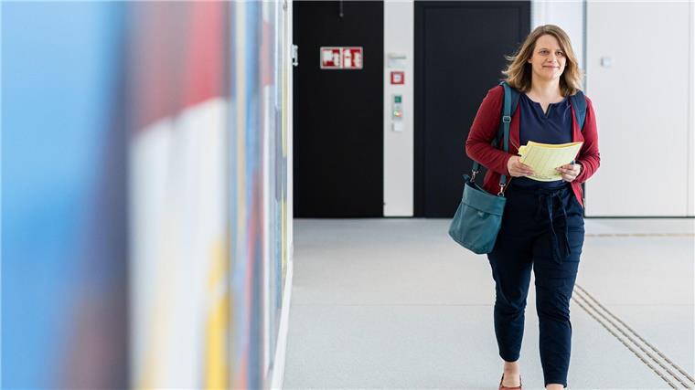 Die Ministerin will bei einer Pressekonferenz über das neue Schuljahr informieren. (Archivbild)