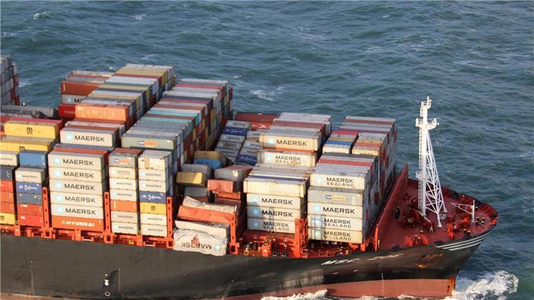 Die mit Containern beladene „MSC Zoe“ ist in der Nordsee unterwegs.