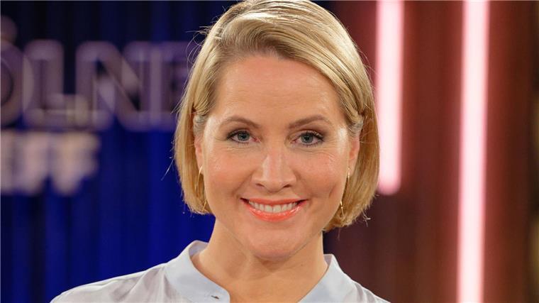 Judith Rakers zieht mit ihrer „kleinen Farm“ nach Rügen Die Moderatorin will von Hamburg auf die Insel Rügen ziehen.