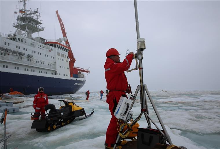 „Polarstern“: Letzter „MOSAiC“-Personalwechsel erfolgreich verlaufen Die „MOSAiC“-Expedition mit der „Polarstern“ dauert noch rund zwei Monate.