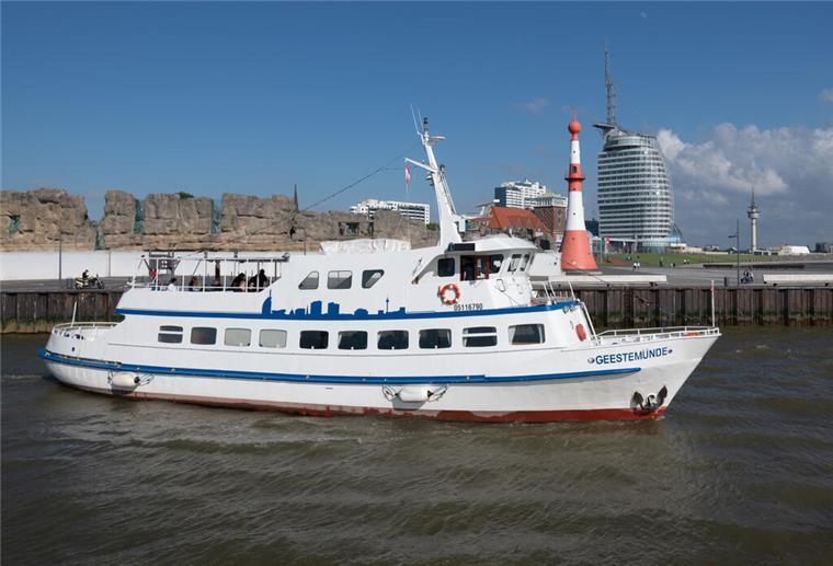 „Dicke-Pötte-Tour“: Weserrundfahrten mit der MS „GEESTEMÜNDE“ MS Geestemünde