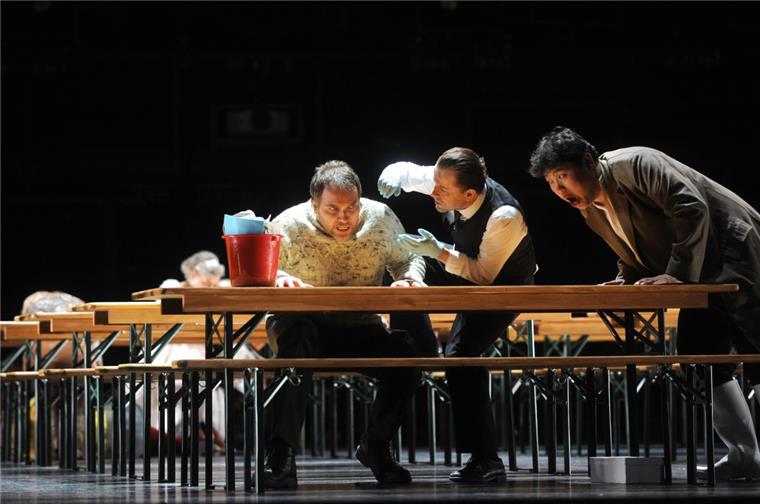 Manfred Gurlitts Operntragödie „Wozzeck“ geht in Bremerhaven unter die Haut Stadttheater Bremerhaven - Wozzeck