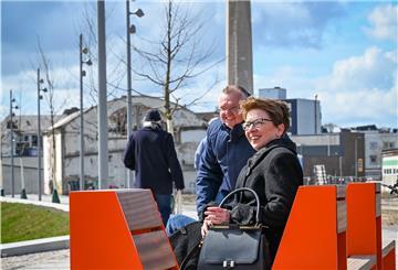 Hafensenatorin Claudia Schilling und Kämmerer Torsten Neuhoff