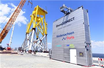 Die neue Landstromanlage im Cuxhavener Hafen. 