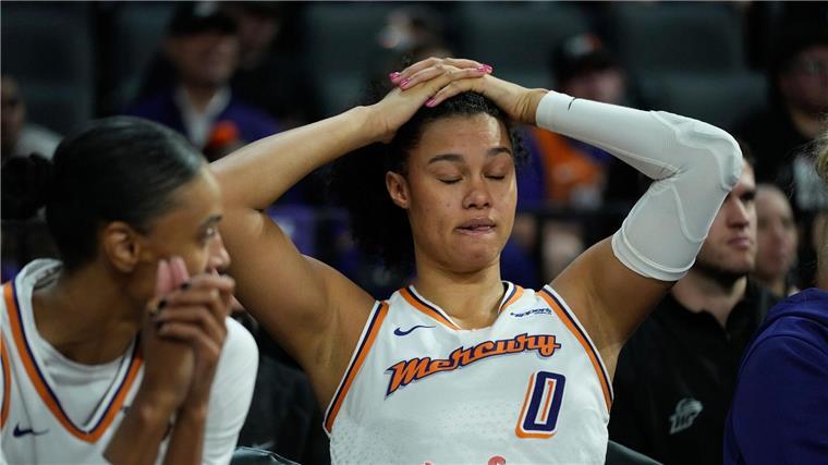 Frust ist da, Hoffnung auch: Saballys schwierige WNBA-Finals Die Niederlagen in Las Vegas ärgerten Satou Sabally gewaltig. (Archivbild)
