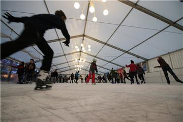 Die Nordenhamer Eisbahn ist vom 23. November bis 21. Dezember geöffnet. 