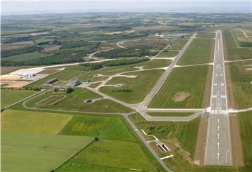 Die Nordholzer Marineflieger weisen am Sonntag, 6. September, einen zehn Kilometer langen Rundkurs aus, der unter anderem über die militärische Start- und Landebahn führt.