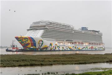Die "Norwegian Encore" kommt als neuester Kreuzfahrtriese der Meyer Werft am Dienstag nach Bremerhaven. 
