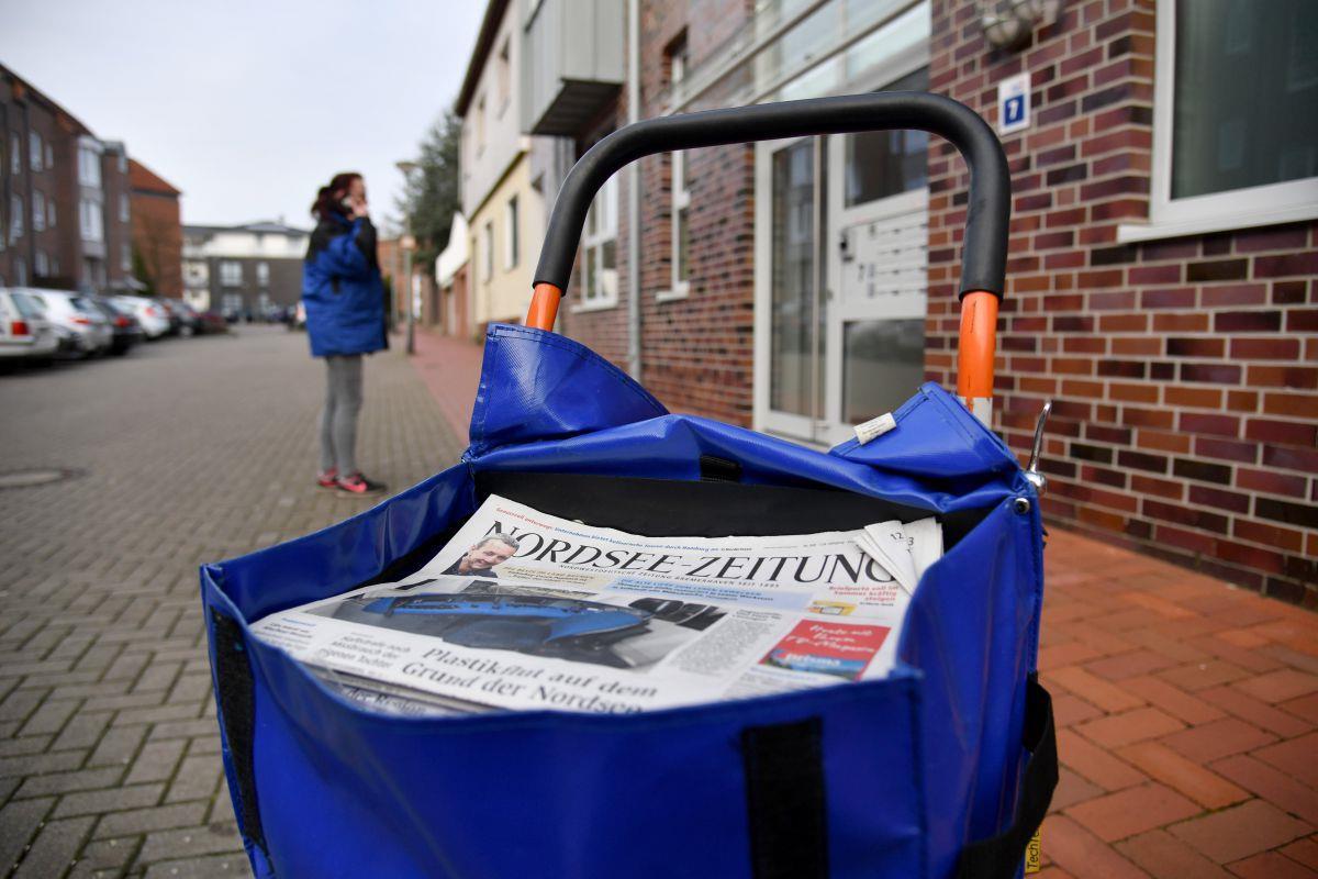 Seniorin in Bremerhaven gerettet: Das sagt die NZ-Zustellerin Die NZ-Zustellerin Bianca Heuer möchte nach ihrer Rettungsaktion keinen Wirbel um ihre Person und deswegen unerkannt bleiben. „Ich bin keine Heldin", sagt die Retterin.