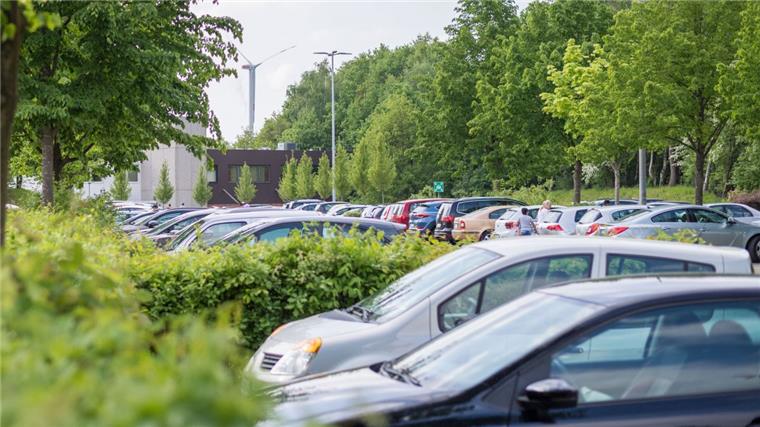 Bremerhaven: Mitarbeiter haben Parkplatzmangel am Klinikum Reinkenheide Die Parkplätze für Klinikbesucher am Klinikum Reinkenheide.