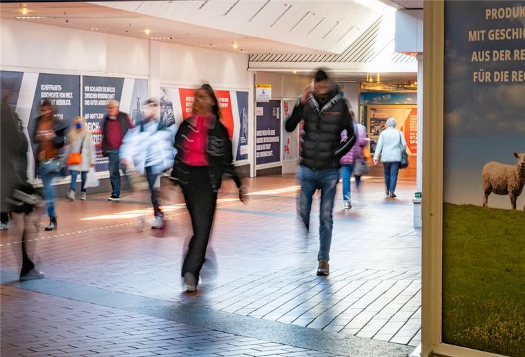 Wiederbelebung der Karstadtpassage: Erste Läden kommen im Juni Die Passage in der ehemaligen Karstadt-Immobilie. Foto Scheschonka