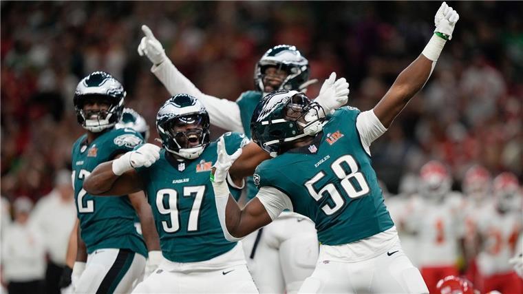 Eagles stoppen Chiefs im Super Bowl: „Das war es alles wert“ Die Philadelphia Eagles jubeln im Super Bowl.