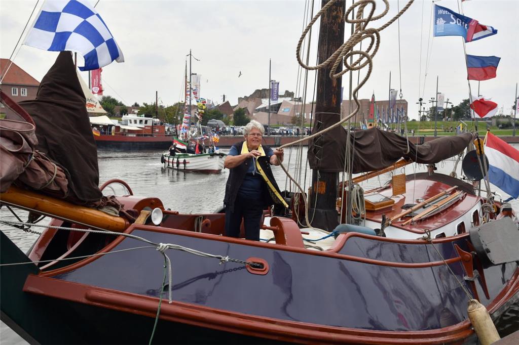Die Plattbodenschiffe kommen nach Bremerhaven. Foto: Scheschonka