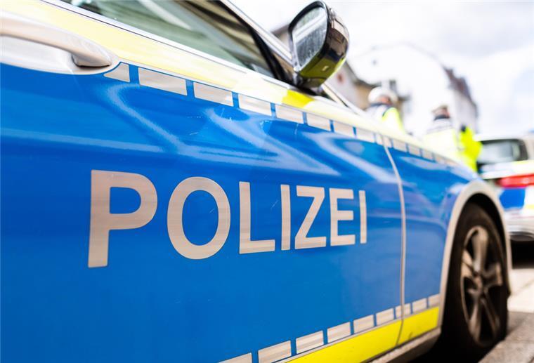 Elsdorf: Mit Wohnmobil gegen stehende Biker Die Polizei berichtet von einem ungewöhnlichen Unfall in Elsdorf.