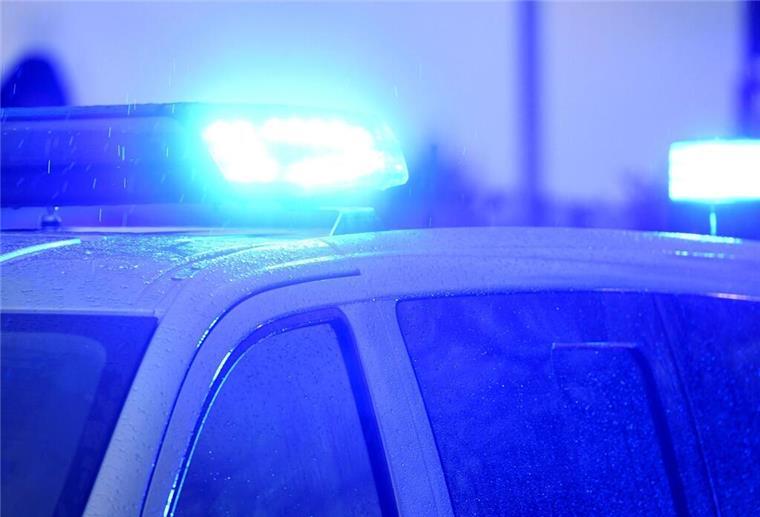 Bremerhaven: Räuberische Erpressung an der Wohnungstür Blaulicht