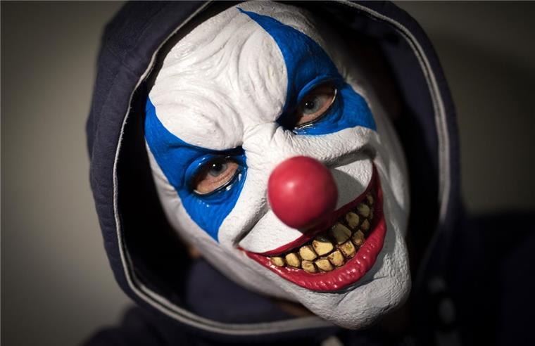 Polizei Bremerhaven warnt vor Rückkehr der Gruselclowns zu Halloween Die Polizei Bremerhaven ist in Sorge, dass sogenannte Horrorclowns zu Halloween in der Region wieder ihr Unwesen treiben.