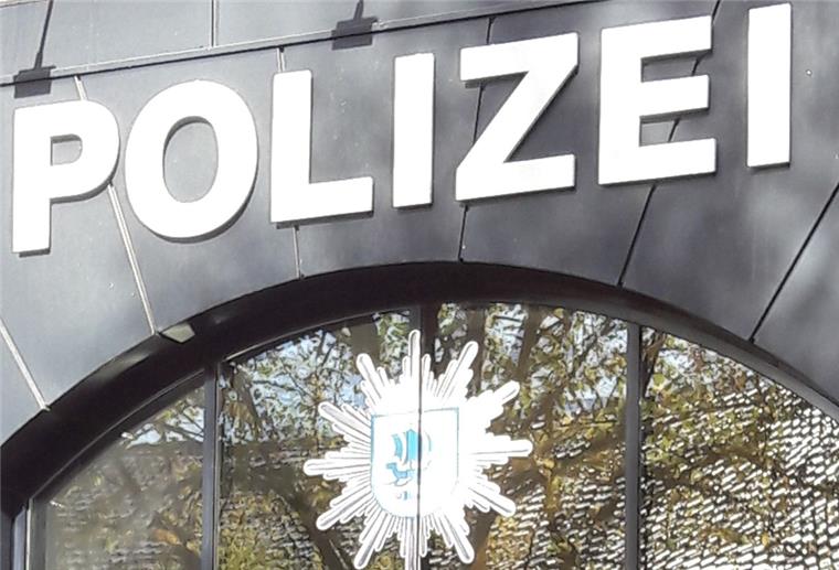 Auf Telefon-Betrüger reingefallen Die Polizei Bremerhaven warnt vor Betrügern, die telefonisch Gewinne versprechen.