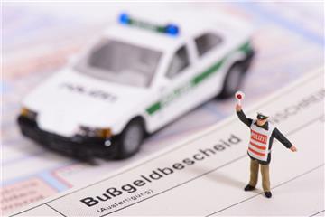 Die Polizei Bremerhaven will im Straßenverkehr härter durchgreifen. Das kostet Ressourcen - die anders wo fehlen. Aber um das verantwortungslose Verhalten mancher Verkehrsteilnehmer zu bestrafen, ist das notwendig. 