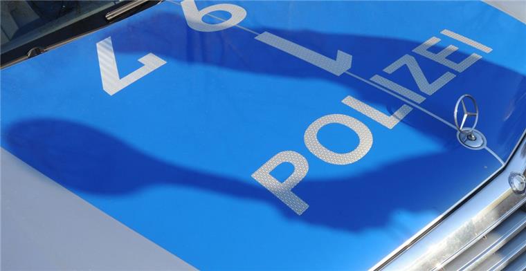 Die Polizei ermittelt in Hannover nach einem möglichen Tötungsdelikt.