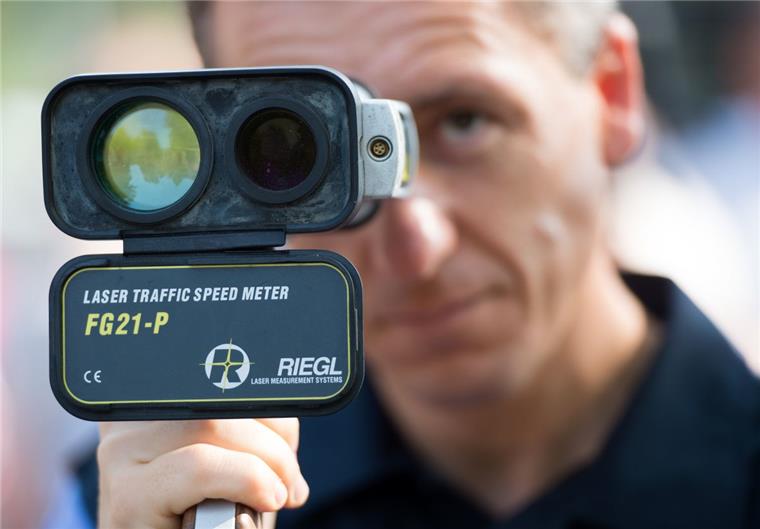 Blitzer in Geestemünde: Doppelt so schnell als erlaubt Die Polizei hat am Montag in der Seilerstraße die Geschwindigkeit gemessen.