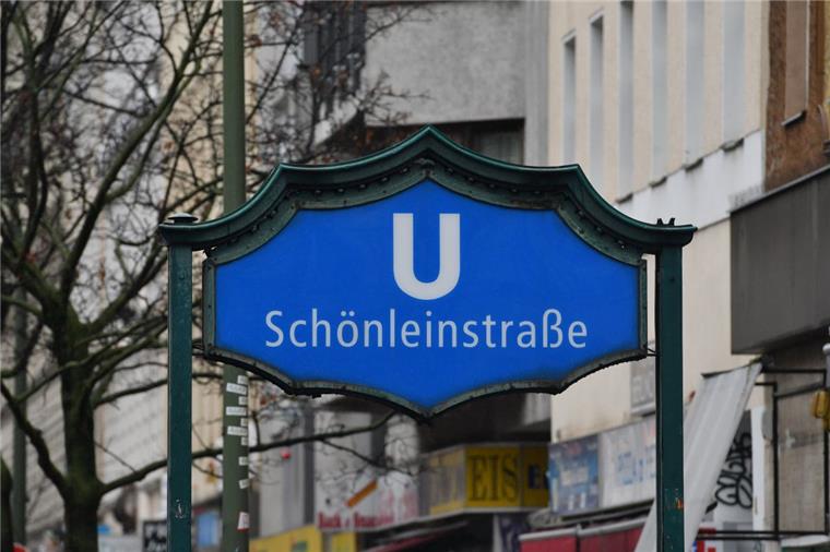 Nach Feuerattacke gegen Obdachlosen: Polizei nimmt die Verdächtigen fest Die Polizei hat die Tatverdächtigen festnehmen können.