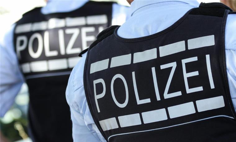 Die Polizei hat in Bremerhaven Gebäude in der Lessingstraße durchsucht.